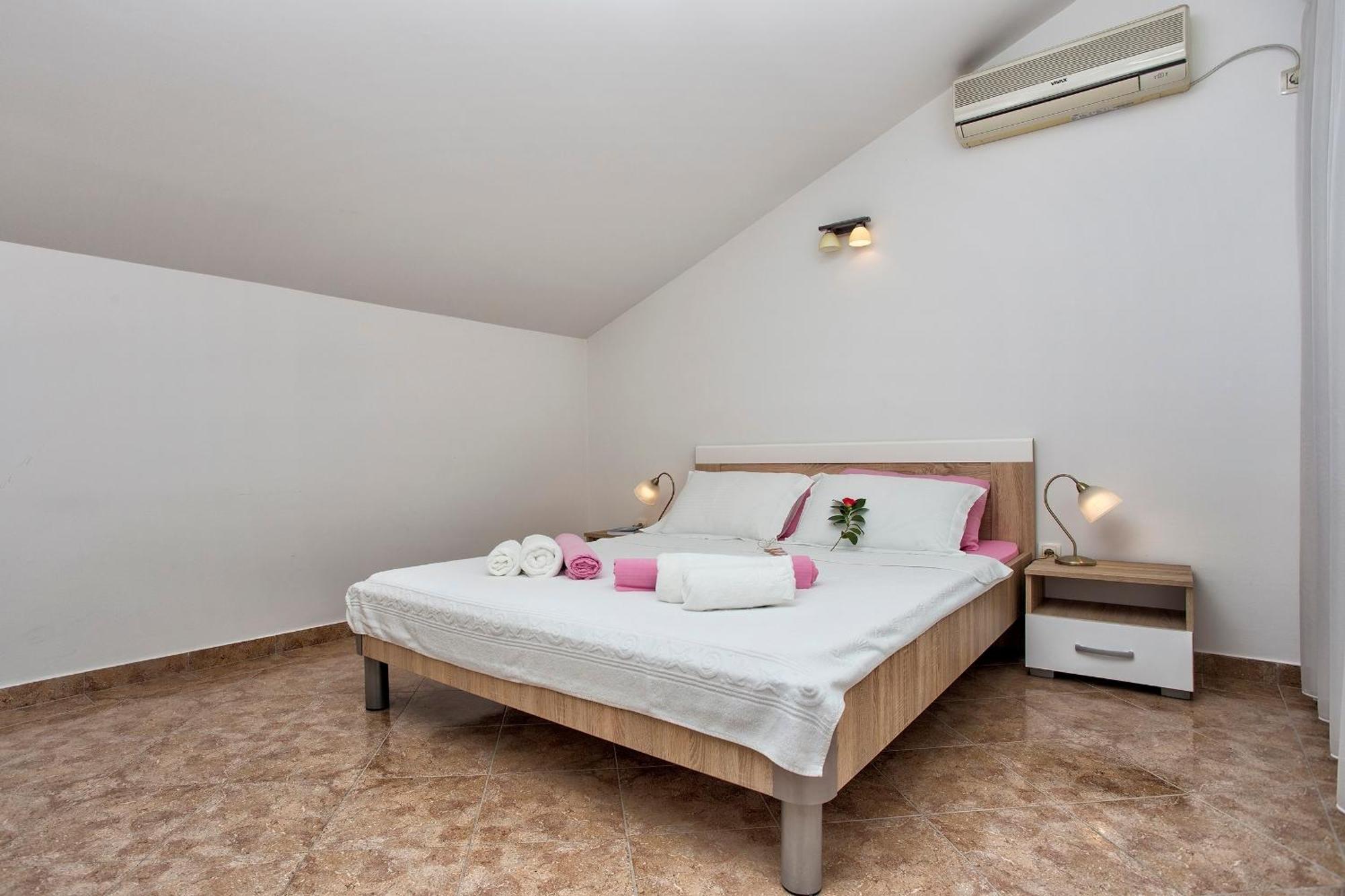 Apartment Sun Village Goran تْشيرسيك نوفي الغرفة الصورة