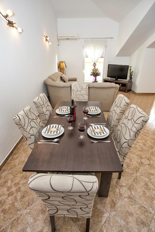 Apartment Sun Village Goran تْشيرسيك نوفي المظهر الخارجي الصورة