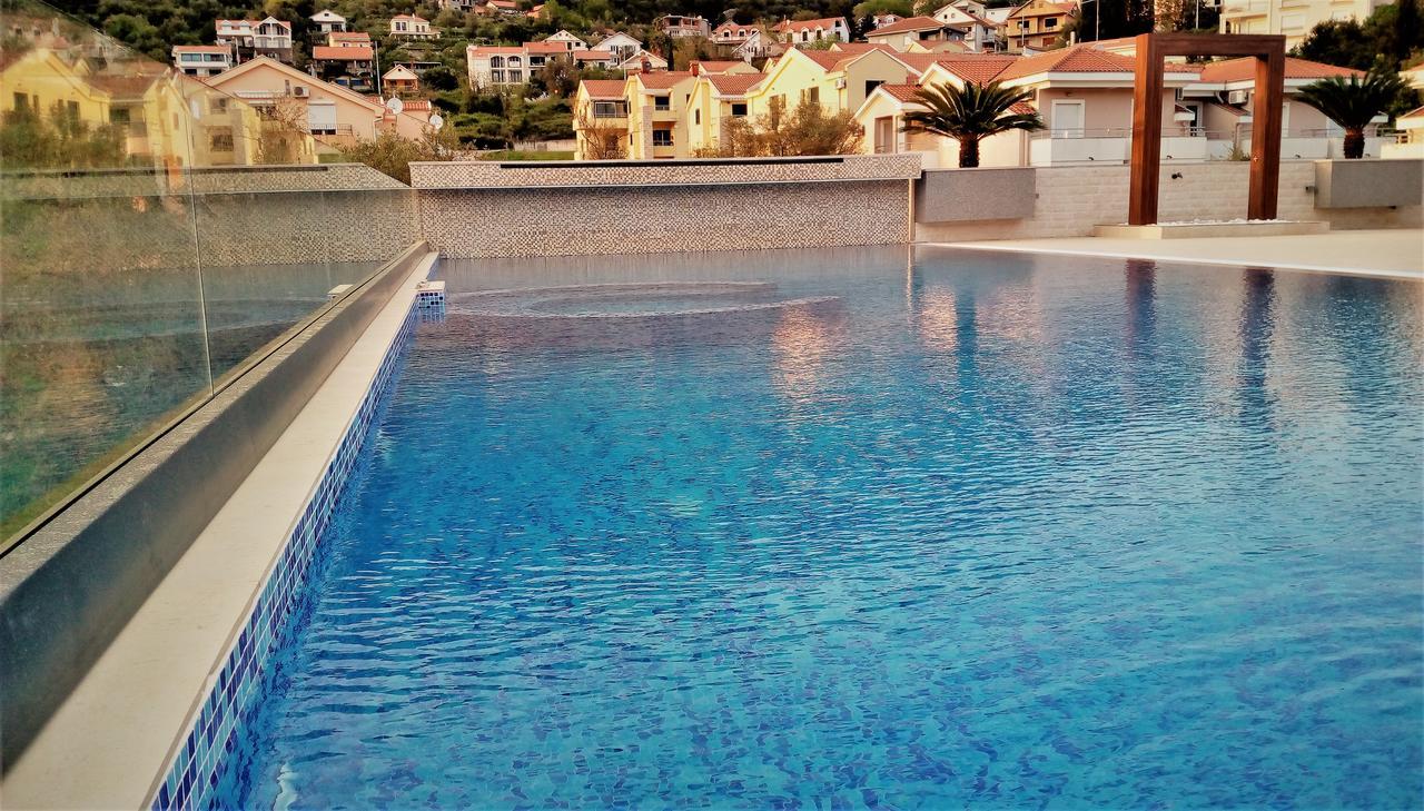 Apartment Sun Village Goran تْشيرسيك نوفي المظهر الخارجي الصورة