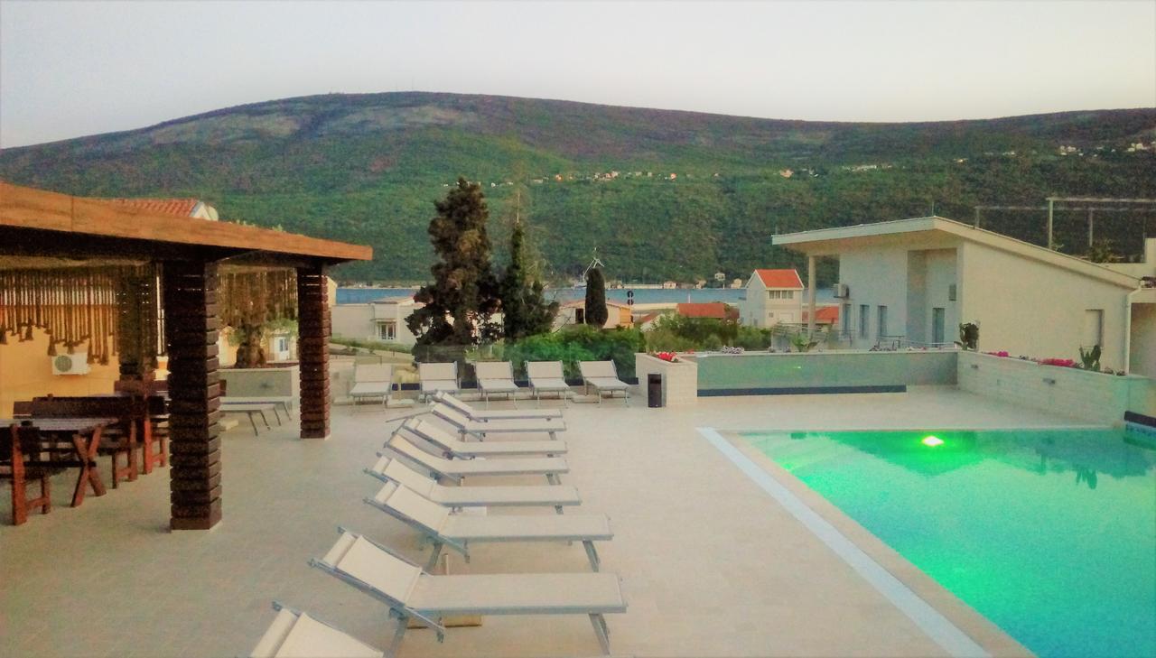 Apartment Sun Village Goran تْشيرسيك نوفي المظهر الخارجي الصورة