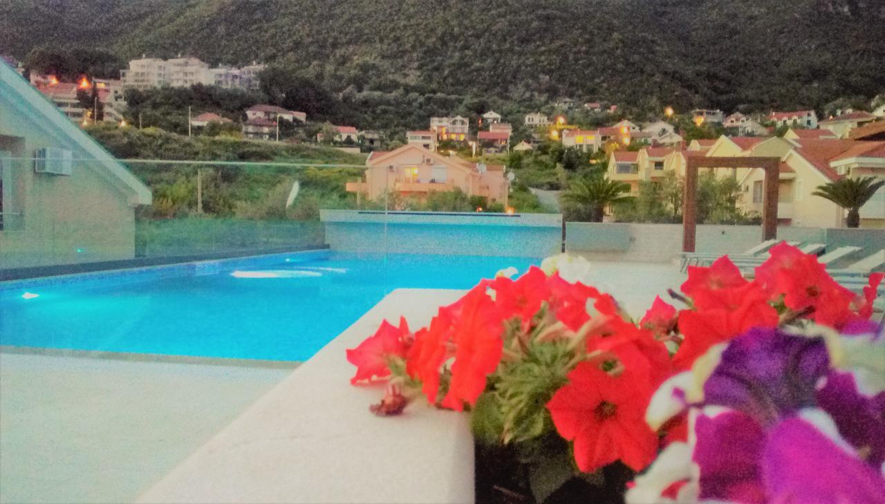 Apartment Sun Village Goran تْشيرسيك نوفي المظهر الخارجي الصورة