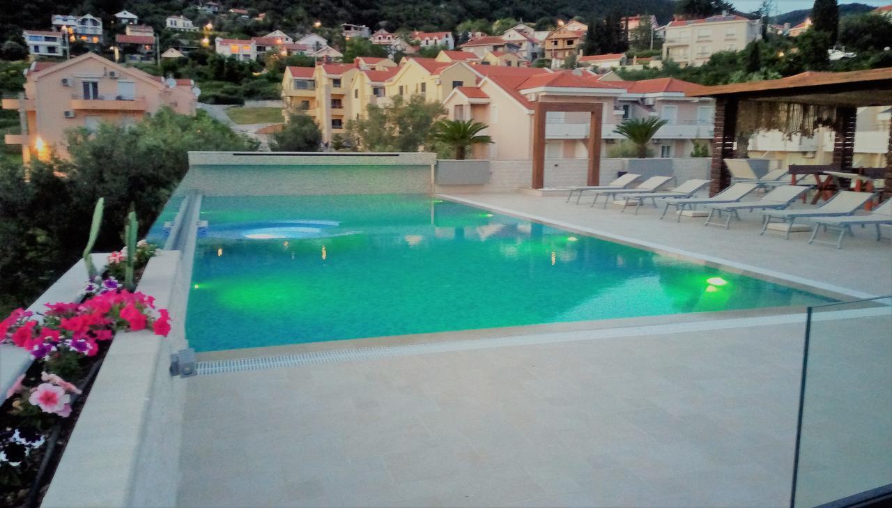 Apartment Sun Village Goran تْشيرسيك نوفي المظهر الخارجي الصورة